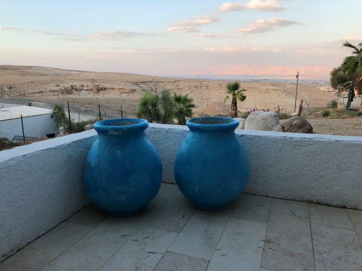 Mi Casa Tu Casa - Dead Sea Hotell Vered Yeriho Eksteriør bilde